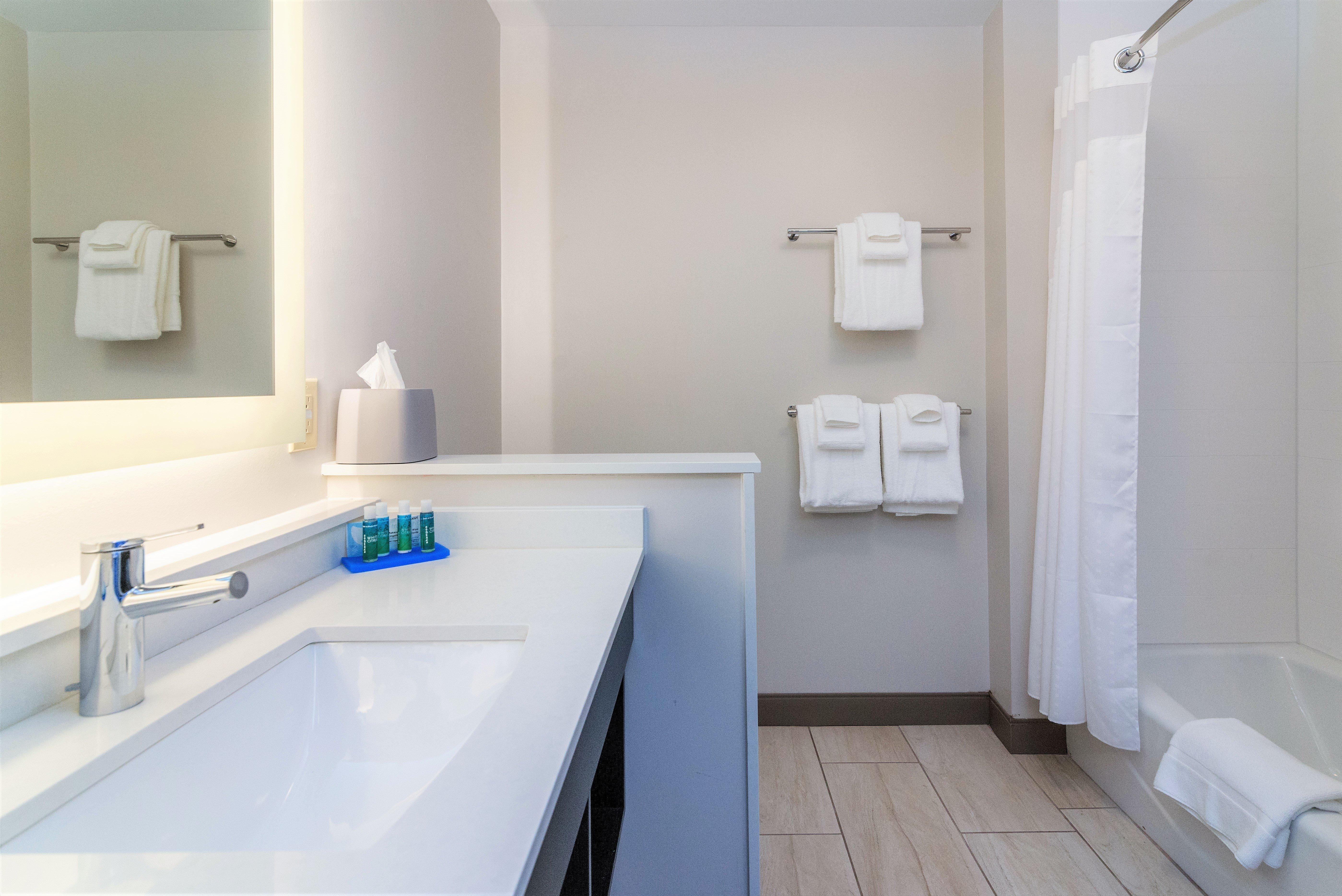 Holiday Inn Express & Suites Allen Park By Ihg Bagian luar foto